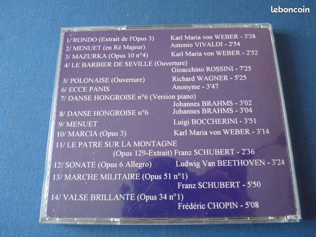 CD Claude Thévenin sur ses synthétiseurs, voyages dans le classique (image 2)
