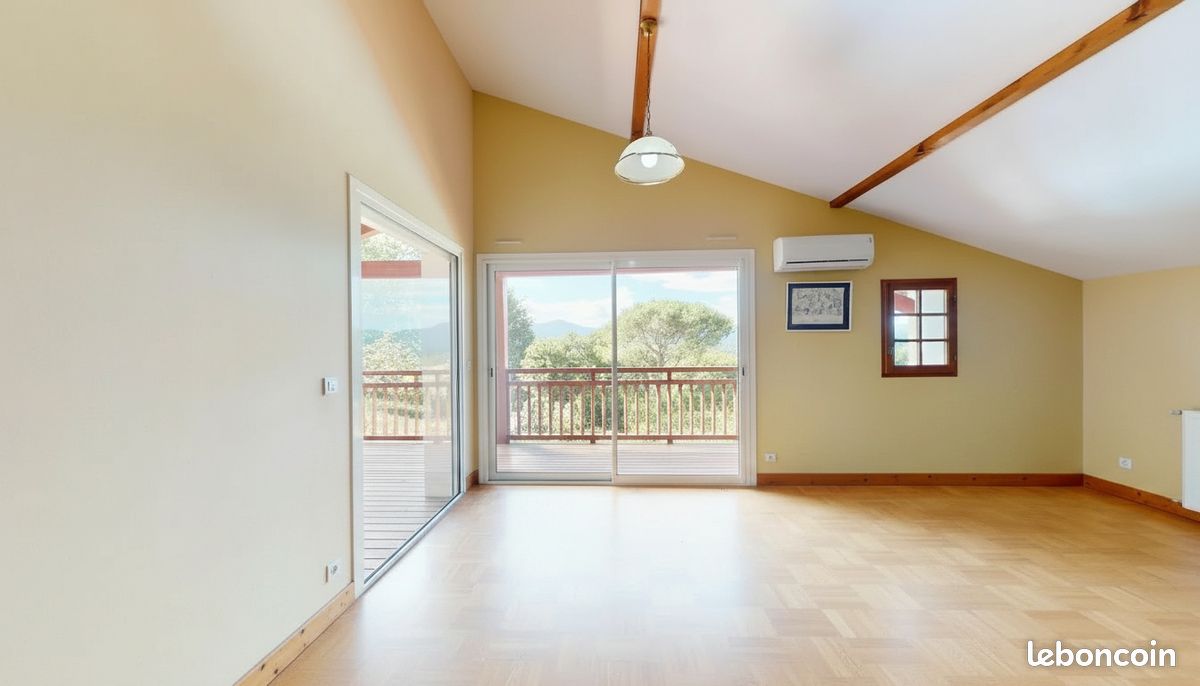 Propriété 9 pièces 251 m² (image 6)