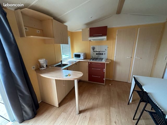 Local commercial 3 pièces 32 m² · à Hautefontaine · 32 m² · 520 €/mois