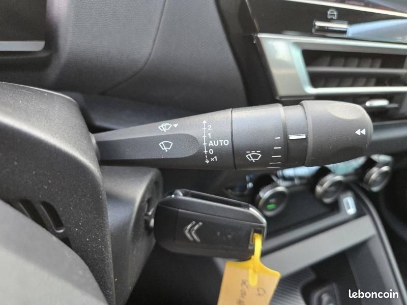 Citroen C4 PureTech 100ch S&S Feel (image 18)