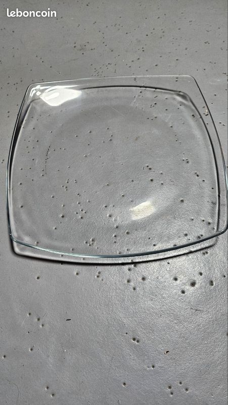 Assiettes en verre (image 2)