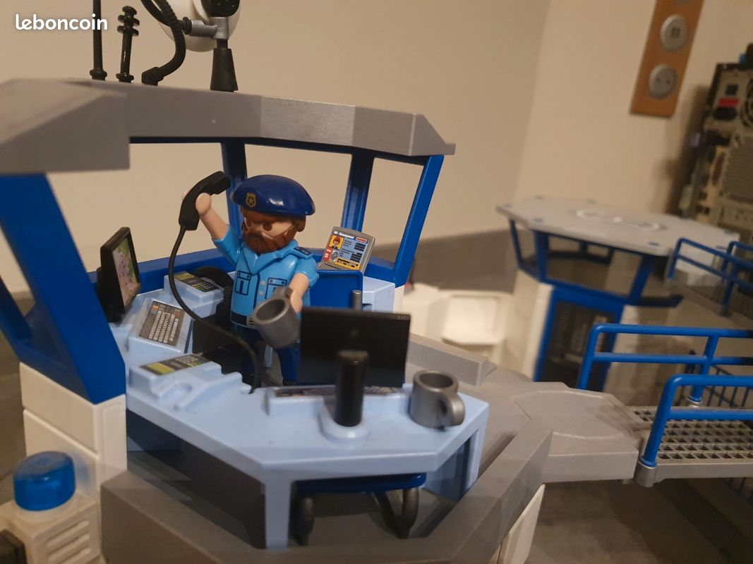 Commissariat Playmobil 6872-6919 (image 4)