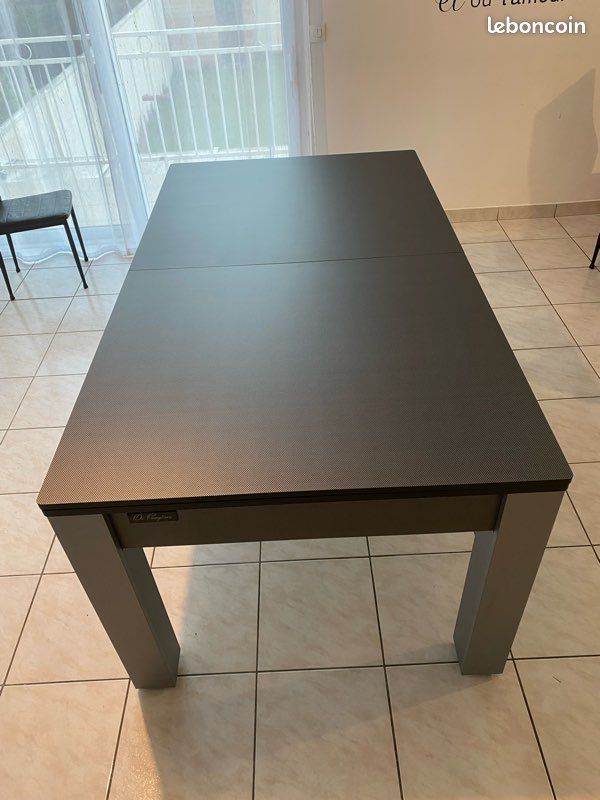 Billard et table (image 1)