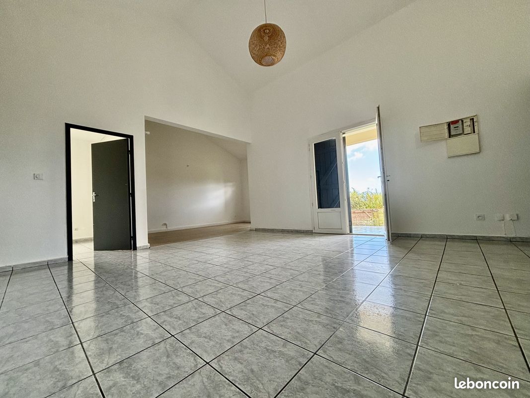 Maison 4 pièces 90 m² · à Sainte-Marie · 90 m² · 1 150 €/mois