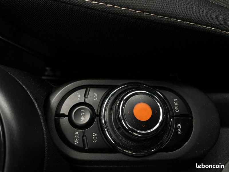 Mini MINI 5 PORTES COOPER 136CH CHILI BVA7 (image 15)