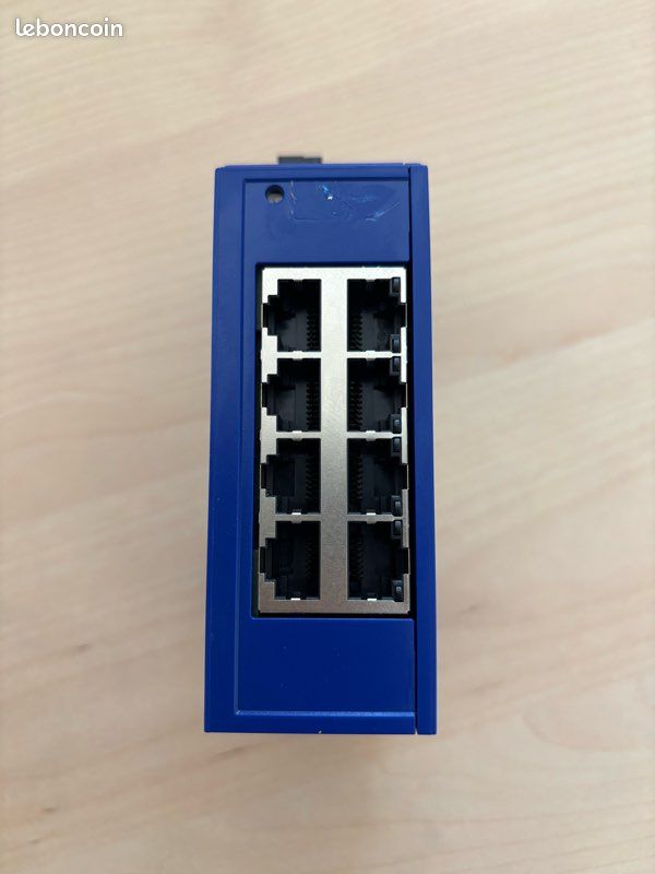 Switch industriel ethernet 8 ports (image 1)