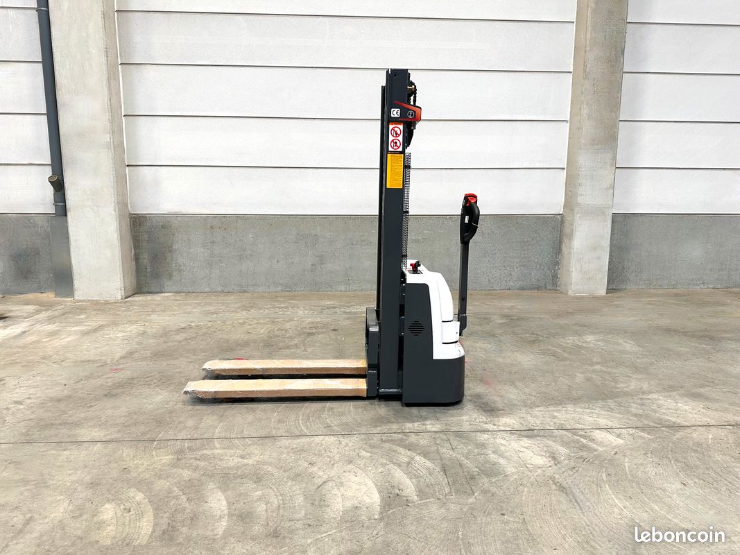 Gerbeur électrique 1500 Kg NEUF et DISPO (image 4)