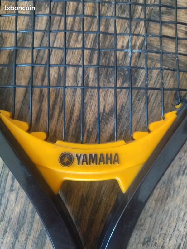 Raquette De Tennis Vintage Yamaha Composite Des Années 1970 Rouge Et Blanc - Occasion