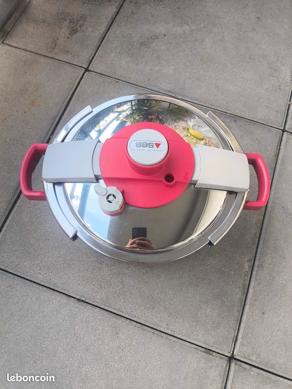 Autocuiseur Seb Clipso Easy 8 Litres (image 1)