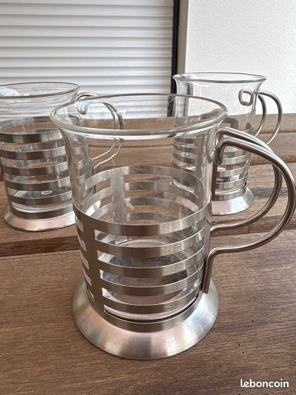 Tasses verre et métal (image 3)