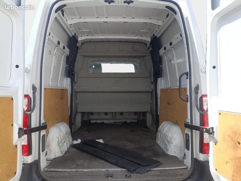 Renault Master CCb F3500 L2 2.3 dCi 135ch Double Cabine Confort Euro6 (image 9)