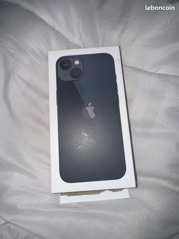 IPhone 13 (image 1)