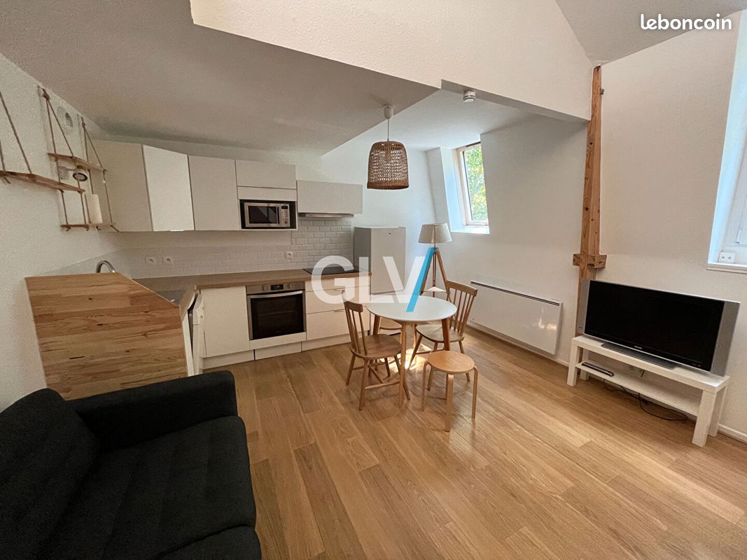 Appartement 2 pièces 42 m² · à Lille · 42 m² · 896 €/mois
