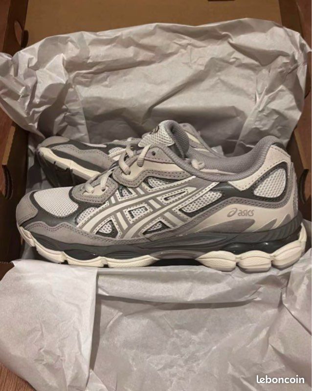 Asics nyc (image 1)