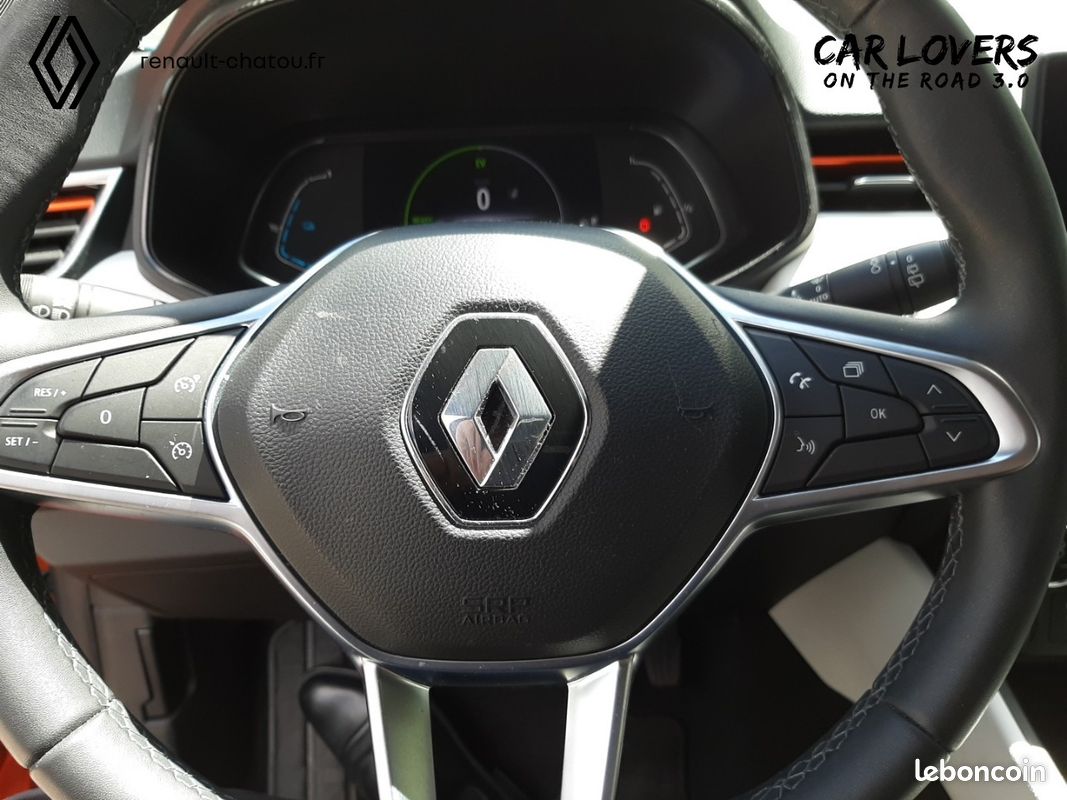 RENAULT Clio E-Tech hybride 145 Techno (image 12)