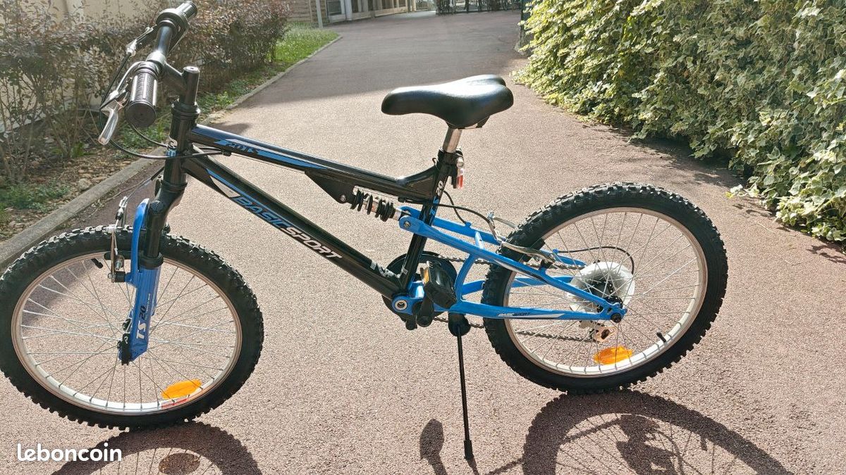 VTT enfant 20 pouces Basic Sport 20TS cadre suspendu Vélos