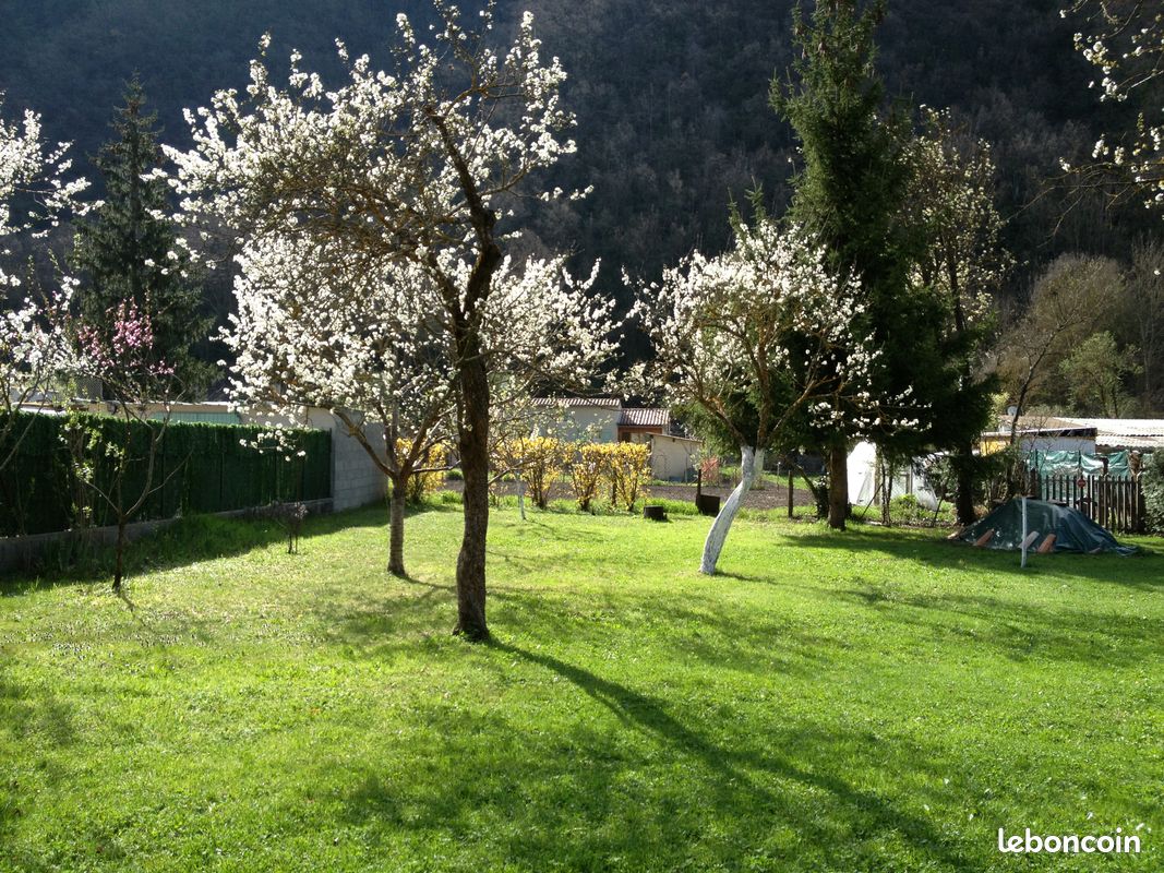 Petite villa dans jardin arboré Digne les Bains (image 9)