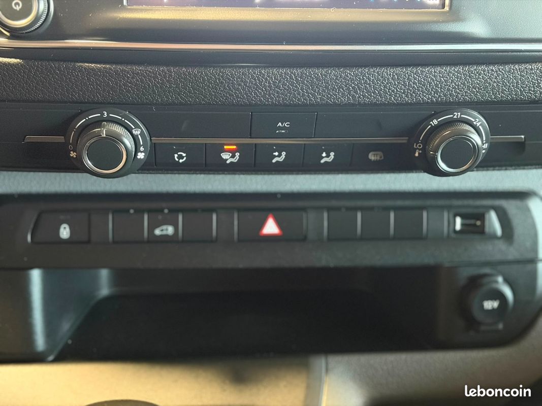 PEUGEOT EXPERT 2.0 145 Blue HDI PREMIUM - Apple CarPlay / Android Auto - Régulateur / Limiteur - Clim - Attelage - (image 20)