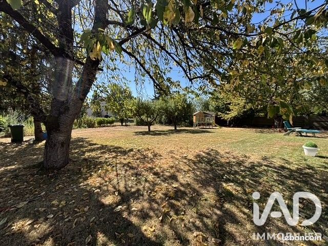 Terrain 683 m² · à Joué-lès-Tours · 683 m² · 132 500 €