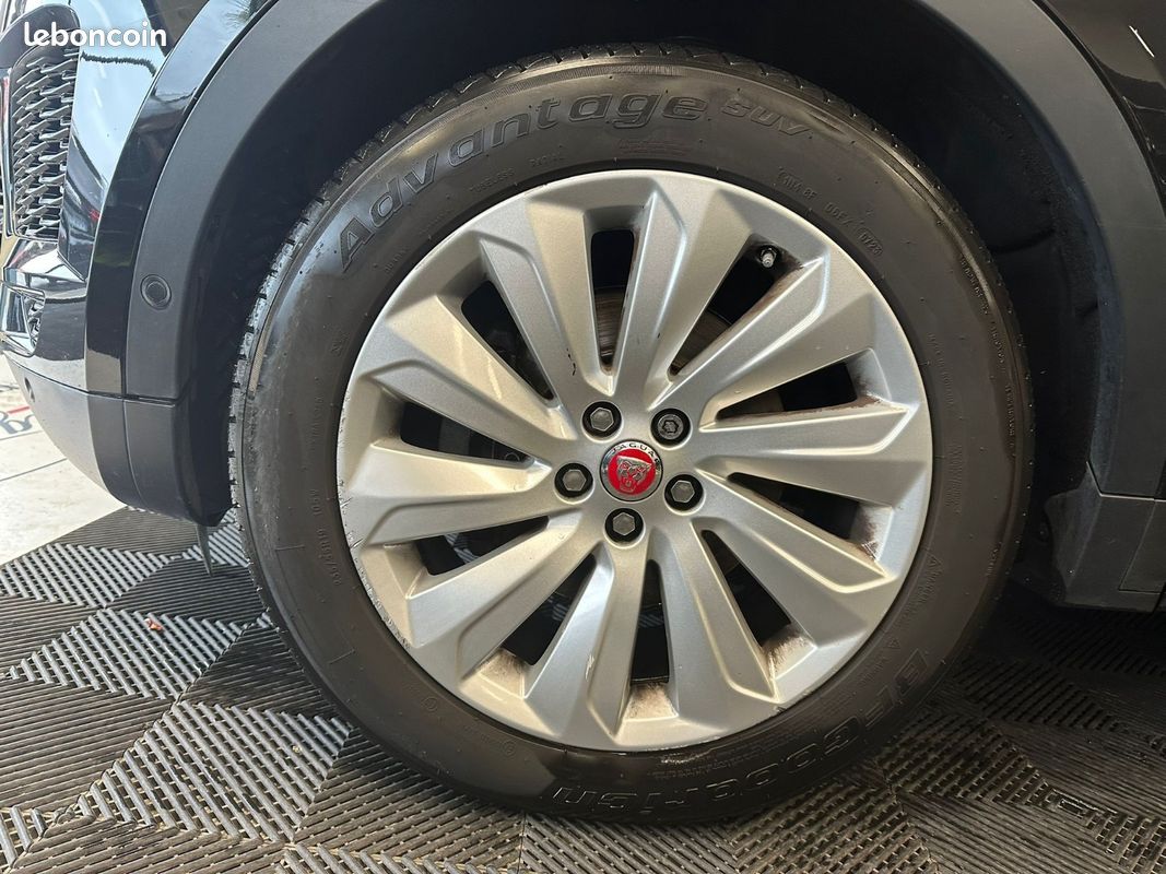 Jaguar E-PACE 2.0D 180ch S AWD BVA Toit Panoramique LOA 304 euros Par Mois (image 9)