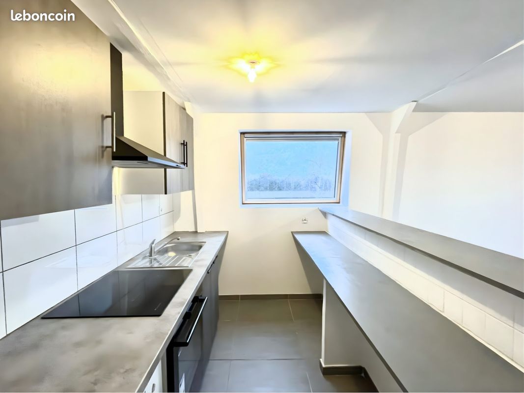 Appartement 1 pièce 31 m² · à Roubaix · 31 m² · 590 €