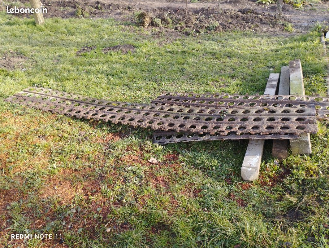 Rampes perforées utilisées au débarquement (image 1)