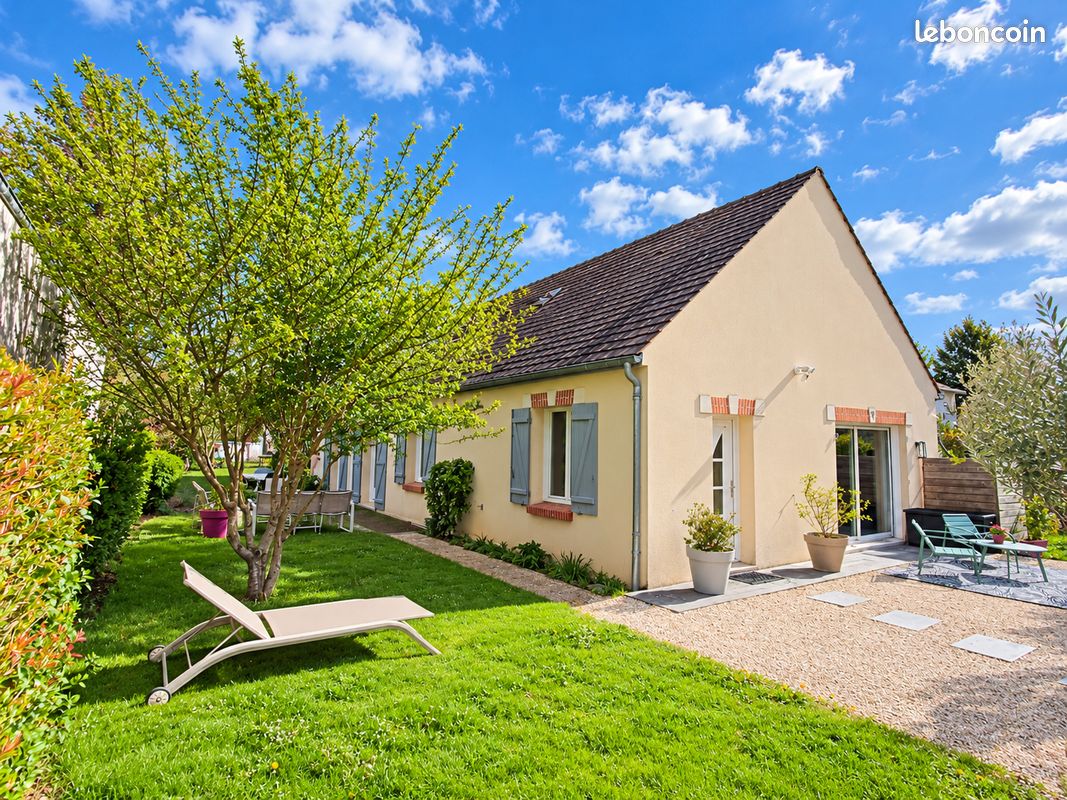Maison 7 pièces 167 m² · à Fay-aux-Loges · 167 m² · 295 000 €