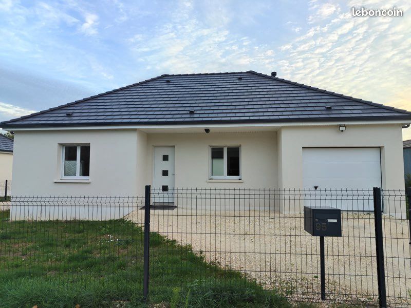 Appartement 4 pièces 90 m² · à Briare · 90 m² · 900 €