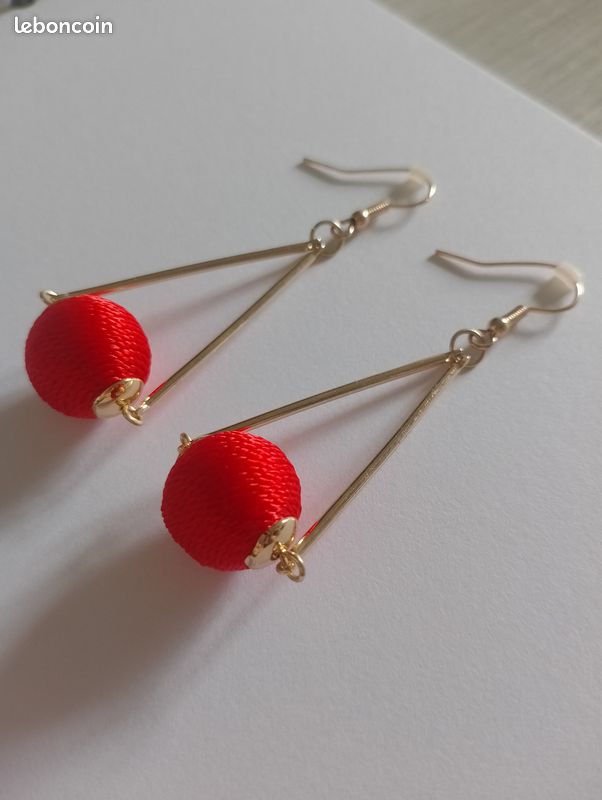 Boucles d'oreilles dorées et rouges ❤️ (image 3)