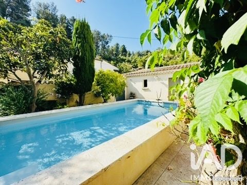 Maison 8 pièces 218 m² · à Barbentane · 218 m² · 735 000 €