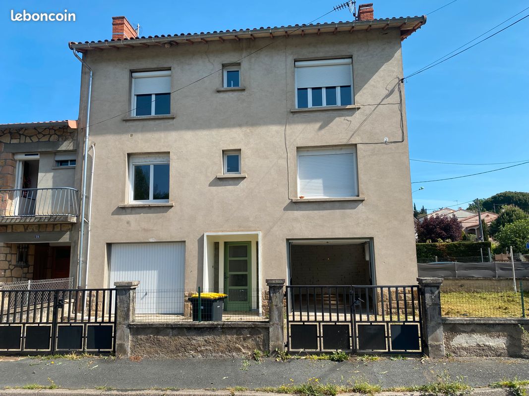 Appartement 5 pièces 89 m² · à Carmaux · 89 m² · 680 €/mois