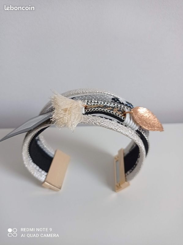 Bracelet (image 5)