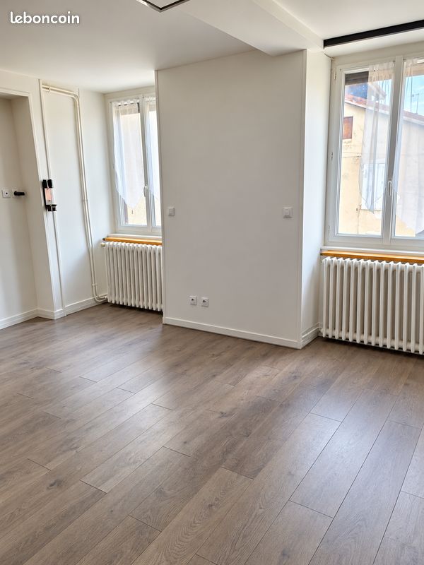 Appartement 3 pièces 97 m² · à La Balme-les-Grottes · 97 m² · 840 €/mois