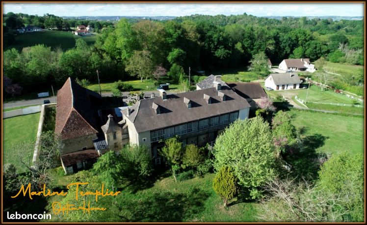 Maison 8 pièces 400 m²