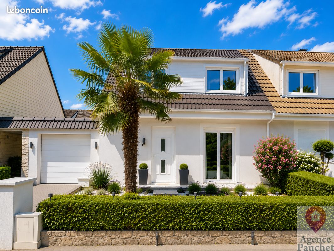 Maison 4 pièces 110 m² · à Saint-Léonard · 110 m² · 1 230 €
