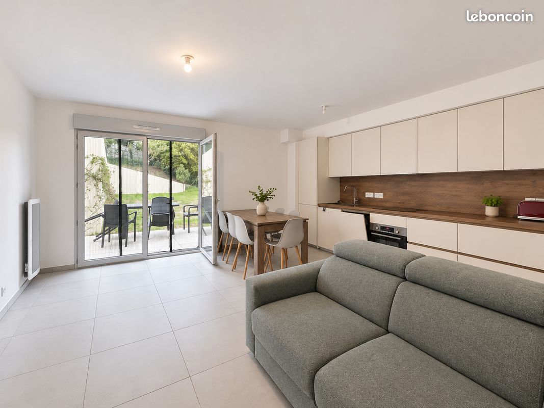 Appartement 4 pièces 81 m² · à Saint-André-de-la-Roche · 81 m² · 1 850 €/mois