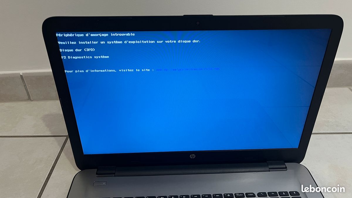 PC Portable HP 17-x108nf - Argenté - Occasion - Chargeur 19,5 V Inclus