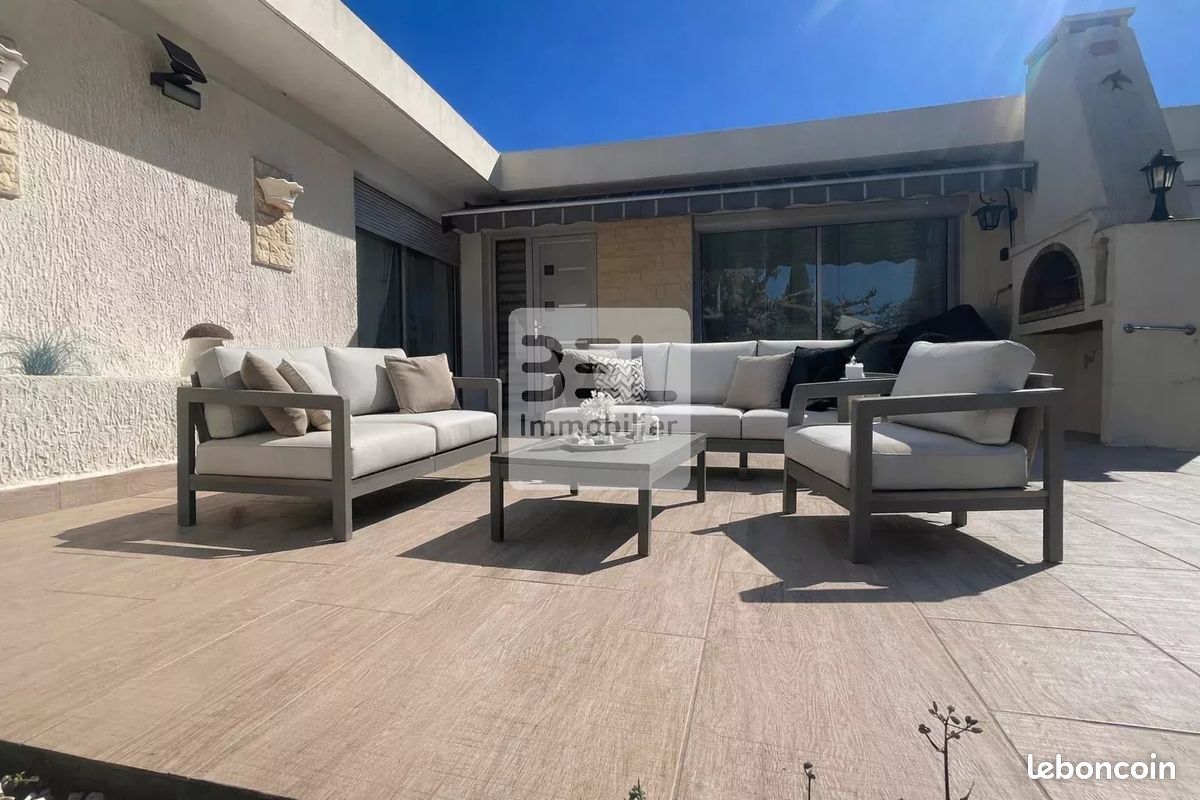 Maison 5 pièces 94 m² · à Pont-Saint-Esprit · 94 m² · 230 000 €
