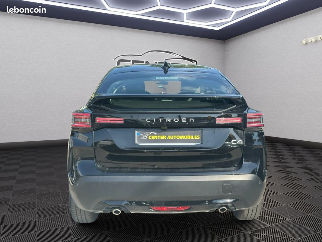 Citroën C4 Berline Plus 130 CV EAT8 Boite AUTO {GARANTIE CITROEN 04/2027 - CARPLAY - CAMERA} (image 6)