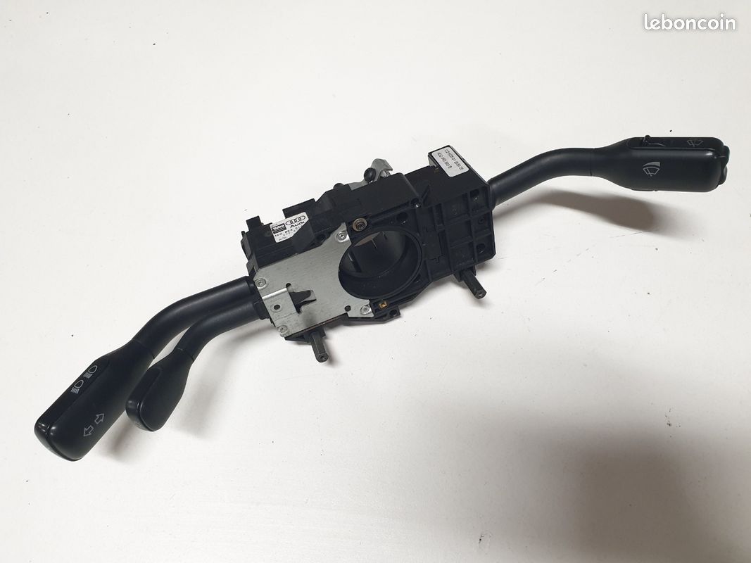 Commodo phares clignotants et essuie-glace pour Audi A4 et S4 B5 A8 et S8 D2 4D0953513D + 4D0953503B (image 1)