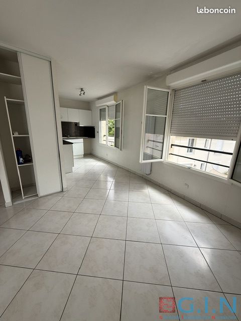 Appartement 4 pièces 94 m² · à Chartres · 94 m² · 1 050 €