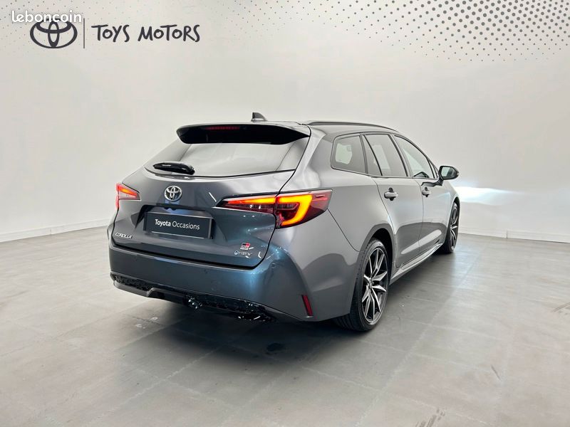 Toyota corolla touring sports Hybride 2.0L 178 GR Sport (image 5)