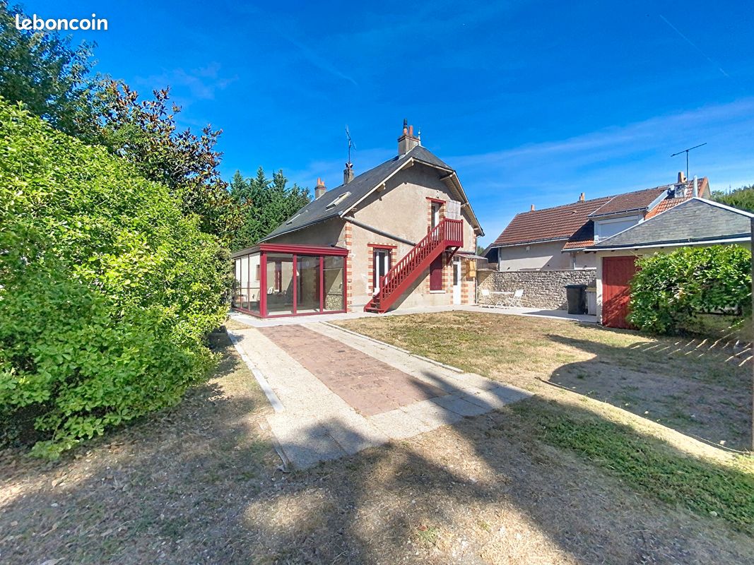 Maison 8 pièces 126 m² · à Amboise · 126 m² · 315 000 €