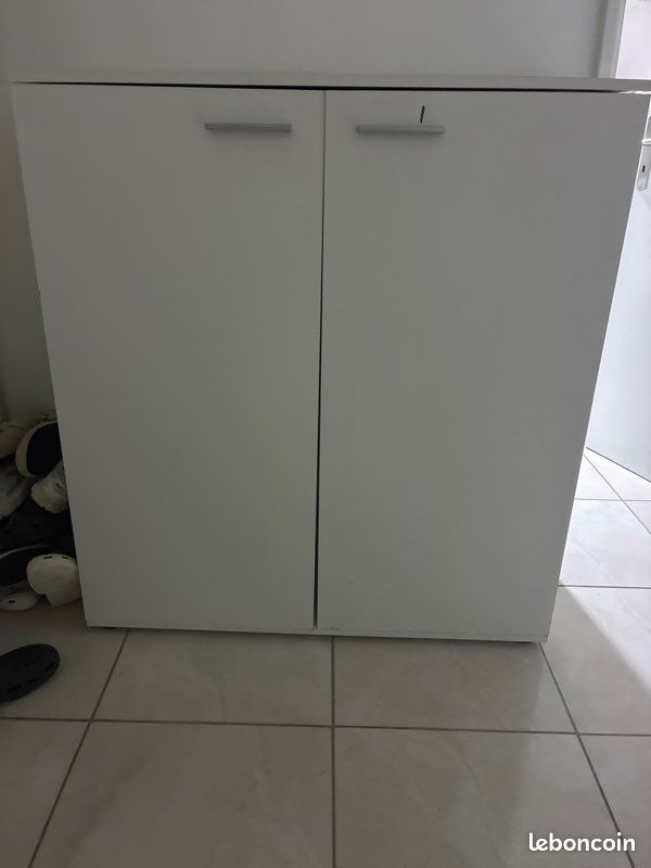 Meuble à chaussures blanc assez grand q sa (image 1)