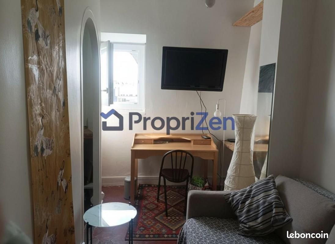 Appartement 2 pièces 18 m² · à Paris · 18 m² · 745 €
