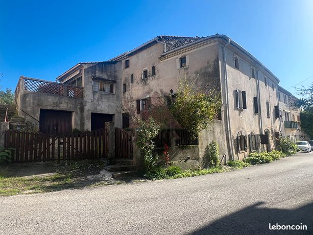 Maison de village 9 pièces 202 m²