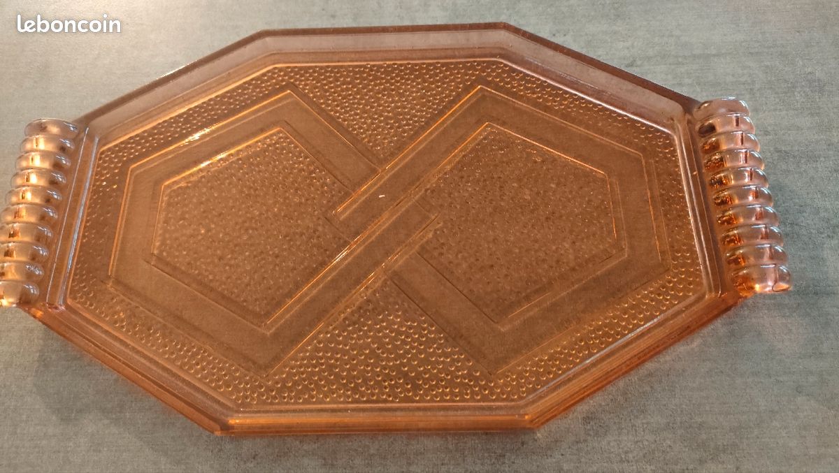Plat verre rose art déco (image 1)
