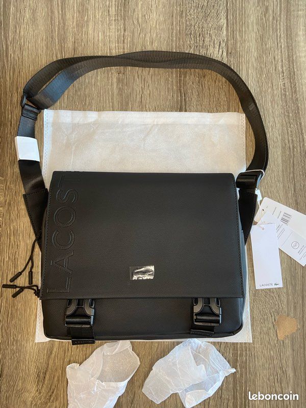 Sac à rabat Lacoste homme neuf Accessoires Bagagerie