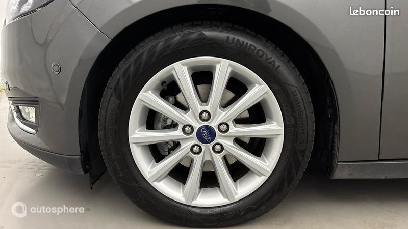 Ford Focus 1.5 TDCi 120ch Stop&Start Titanium PowerShift (image 20)