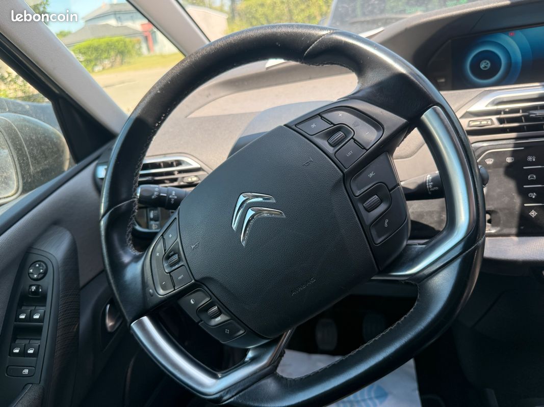 GARANTIE 12 MOIS CITROËN C4 Grand Picasso II 2.0 BlueHDi 150 cv 7 PLACES/Sieges chauffants/Bluetooth/Jantes 16/S&S (image 8)